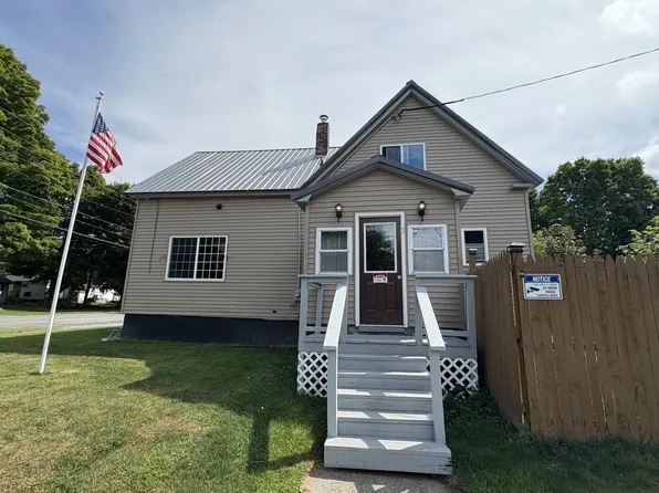 5 Western Avenue, East Millinocket, ME 04430
