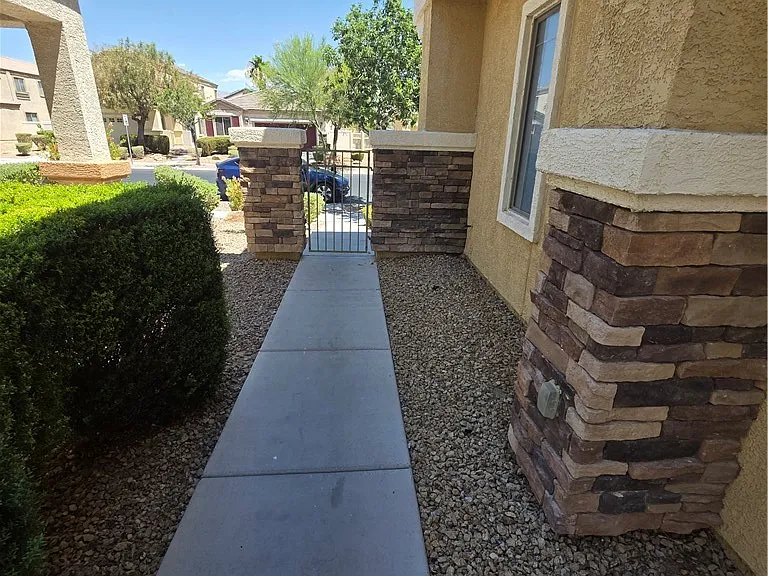 3665 Remington Grove Ave — Photo 88