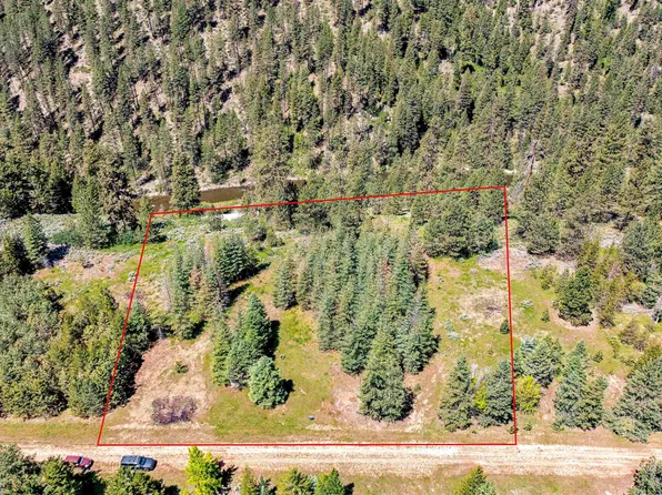 8 N Corral Flat Rd, Boise, ID 83716