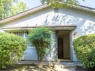 8869 La Riviera Dr APT A, Sacramento, CA 95826