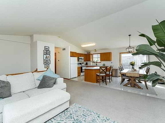 4th image of 4862 Savannah Dr NW