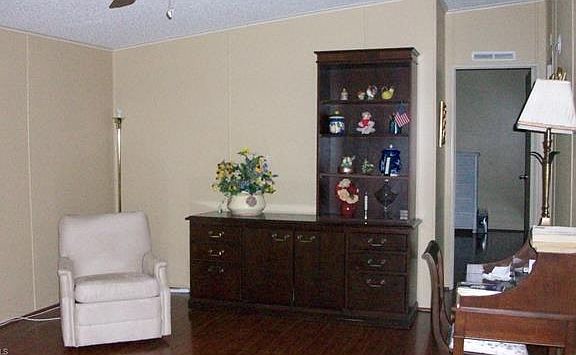 5th image of 9865 Sugarmill Springs Dr