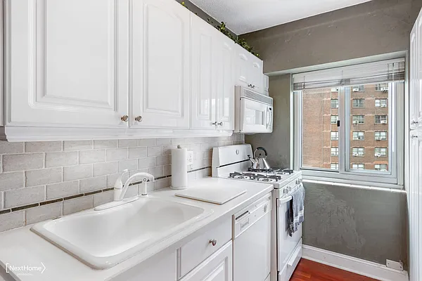 Sold by NextHome Residential | media 8