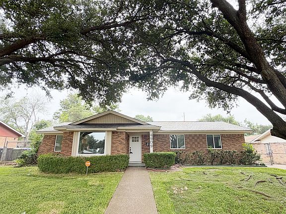2nd image of 4909 Loch Lomond Dr