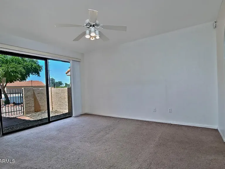 1807 N Ventura Ln — Photo 28