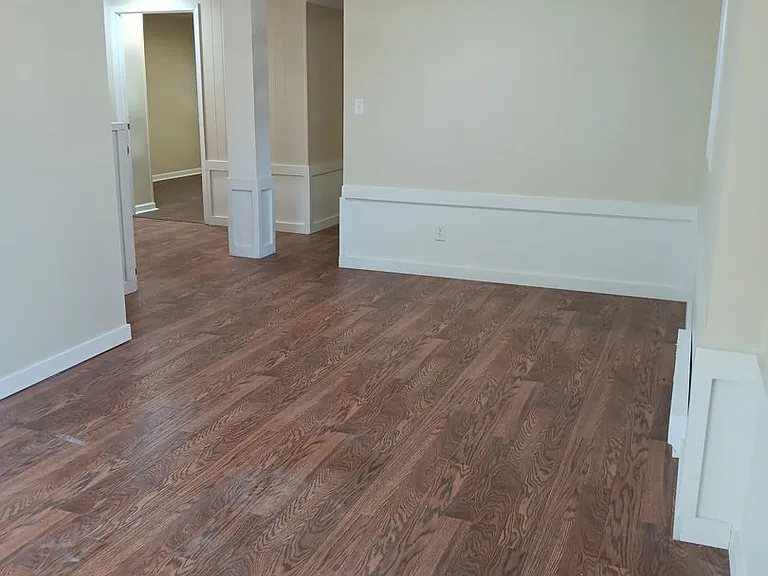 110 Middlesex Dr — Photo 30