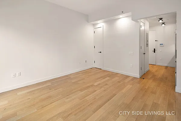 Rented by Artur Gutman, LREB | media 6