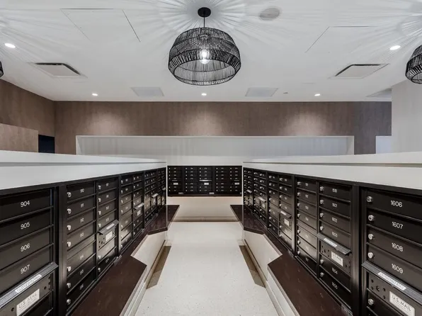 343 Gold Street image 28 of 35