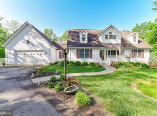 41925 Cynthia Ln, Hollywood, MD 20636