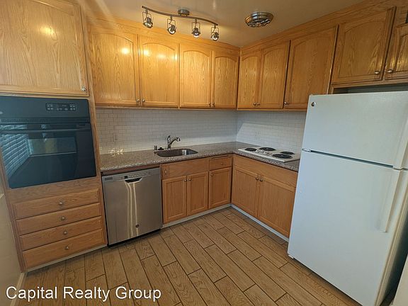 5th image of 2022 Trousdale Dr #4