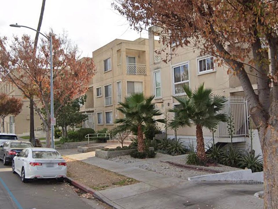 1st image of 116 W Maple St Unit 15