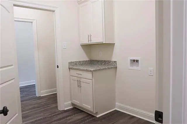 740 Jackson Ct — Photo 13