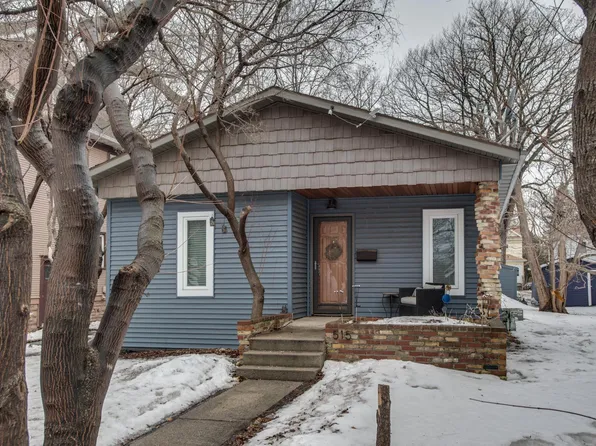 515 10th St S, Fargo, ND 58103