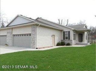 2015 Raspberry Ridge Pl NE, Owatonna, MN 55060