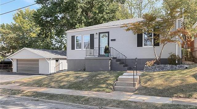 1st image of 9972 Lark Ave