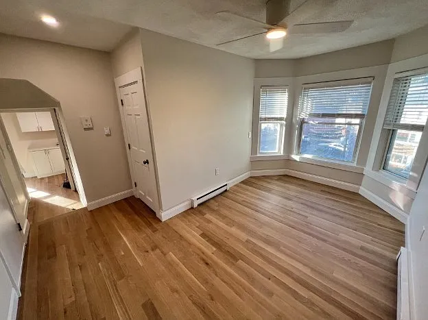 568 Main St #7 — Photo 1