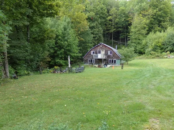 1001 Sugar Hollow Road, Pittsford, VT 05763