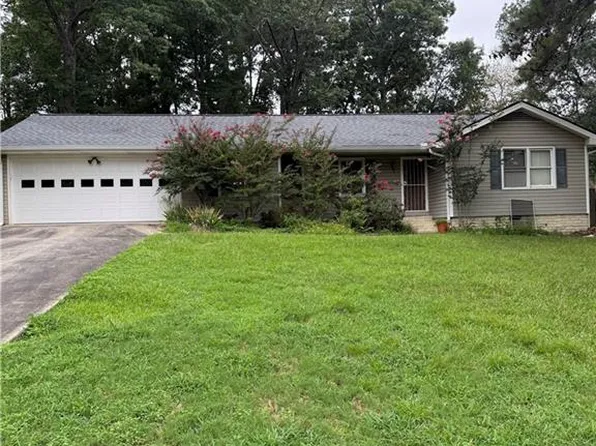 2327 Cedar Mill Dr SW, Conyers, GA 30094