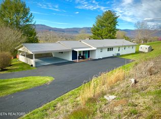 187 Oxford Cir, Harrogate, TN 37752