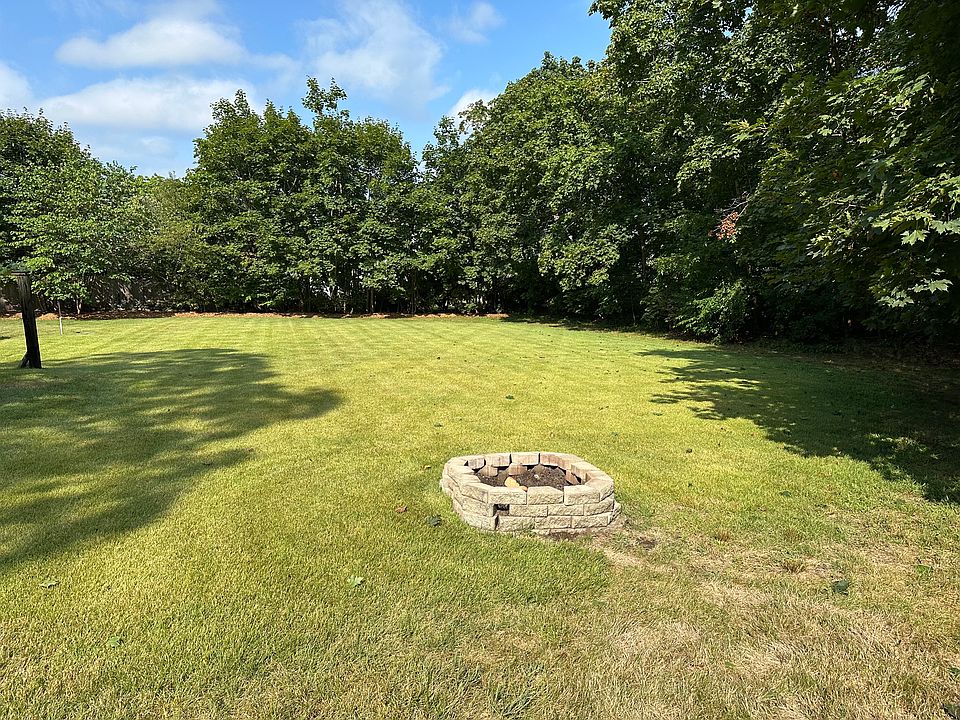 Large outdoor space and firepit