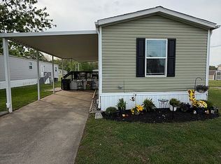6728 Stone Valley Dr, Louisville, KY 40272
