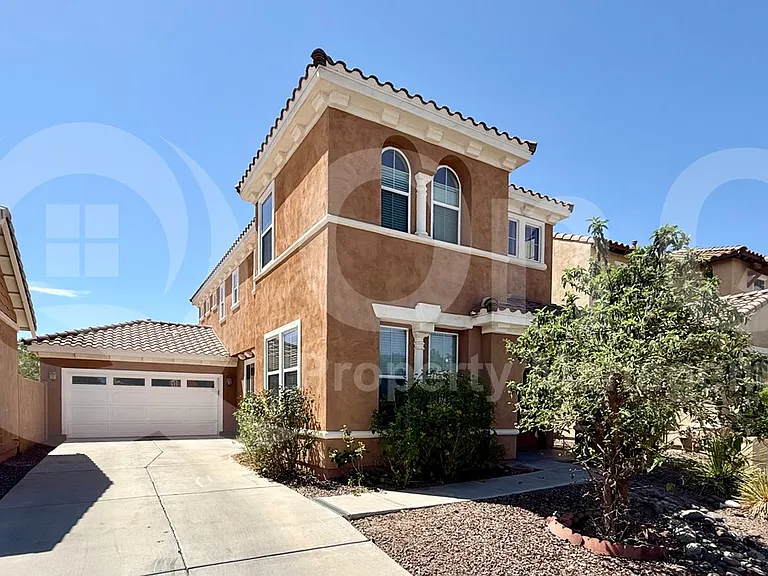 1195 E Gail Dr — Photo 7