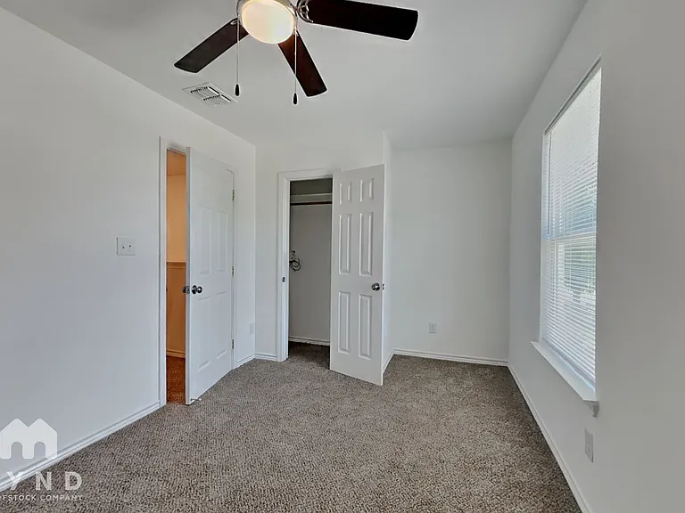 3034 W Salinas St #102 — Photo 8