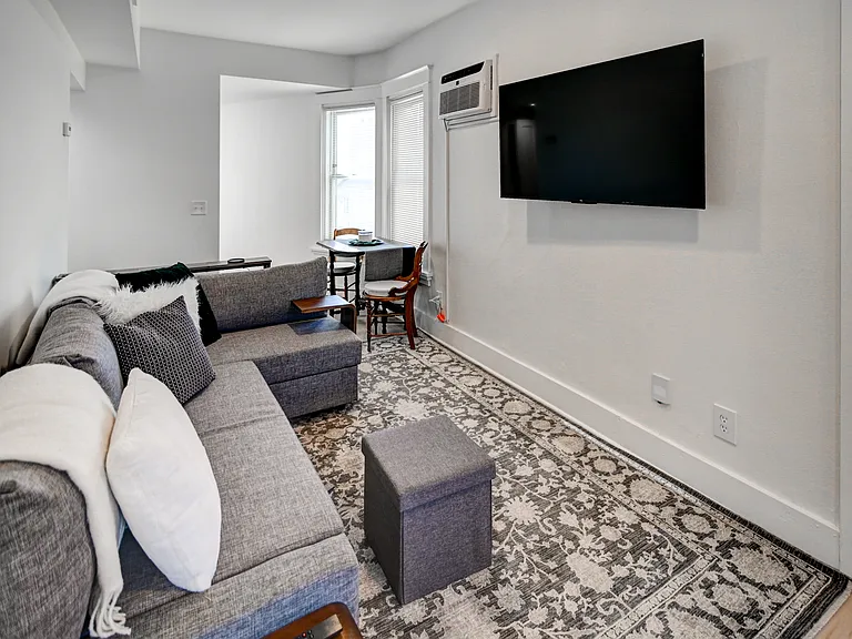 731 Jenifer St #1 — Photo 10