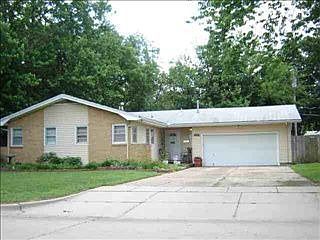 1st image of 1213 W Casado St