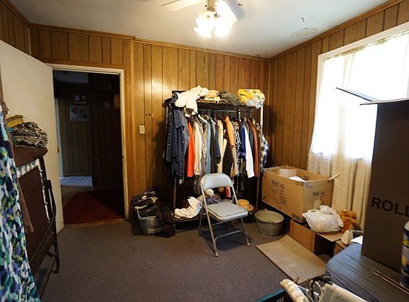 5th image of 512 Green Acres Dr
