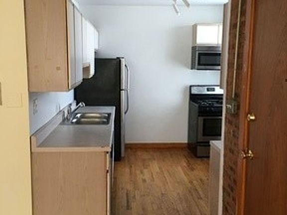 5th image of 4927-33 N Kedzie Ave #4931-1W
