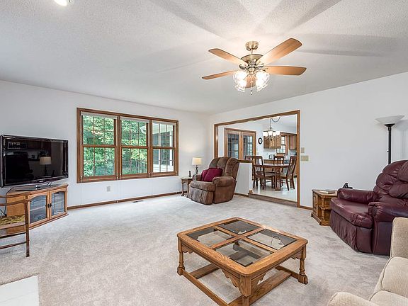 5th image of 2846 N Waskevich Ln