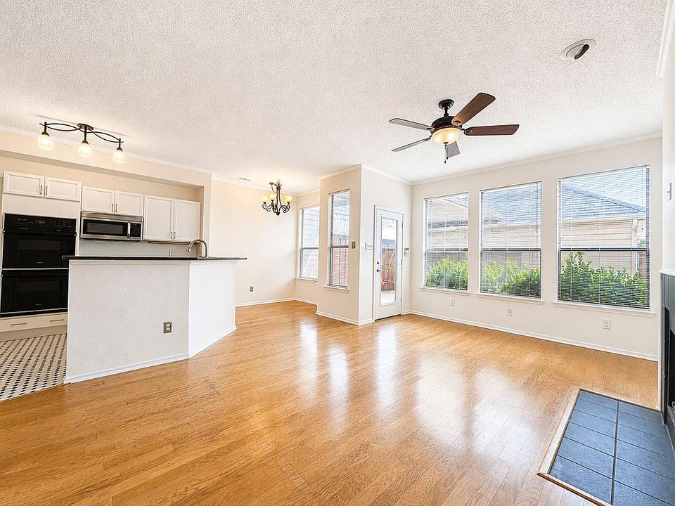 1st image of 6024 Longley Ct