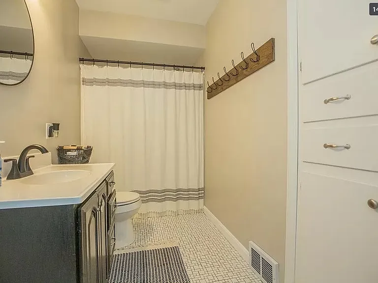 3810 Keck Ave — Photo 5