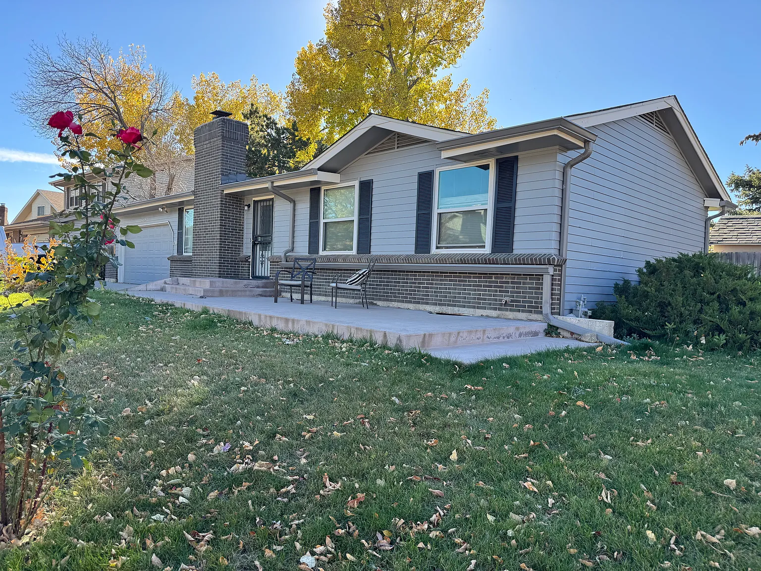 3 bed, 1.5 bath, 1500 sqft, $2,600 — Photo 3