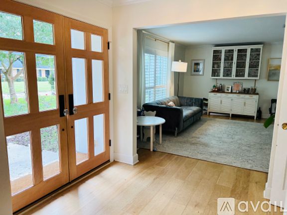 2nd image of 4613 Baden Ln