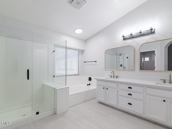5th image of 45000 W JUNIPER Avenue