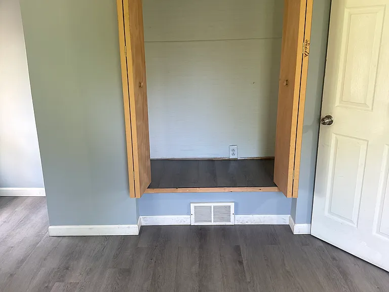 1377 Dorothea Rd — Photo 15