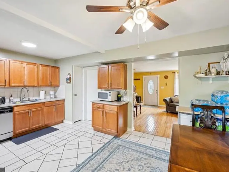 8225 Durness Ct — Photo 10