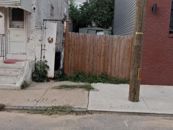 3623 Sears St, Philadelphia, PA 19146