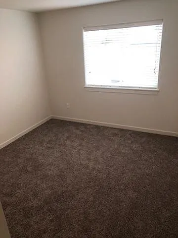 1005 Clockworks Ln — Photo 2