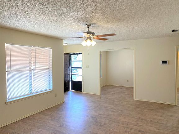 3rd image of 1808 Aberdeen Ave