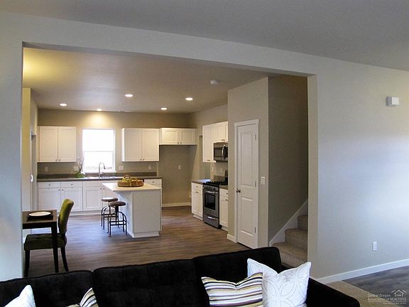 5th image of 61531 SE Lincoln Ln Lot 29