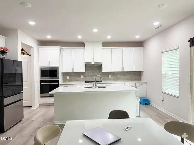 165 Squirrel Oaks Ln — Photo 3