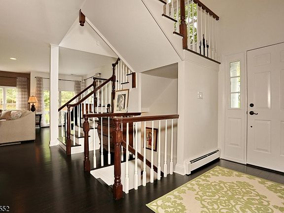 5th image of 505 Barrister Ct