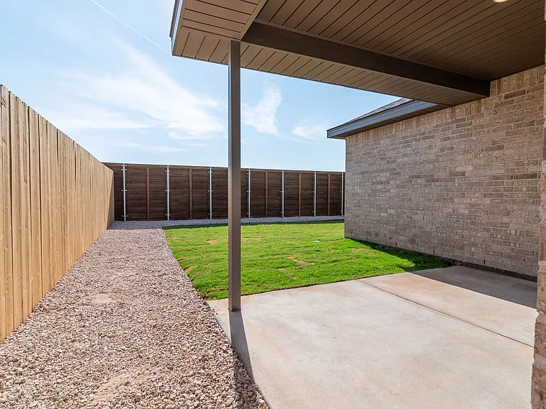 6004 Kingsville St — Photo 23
