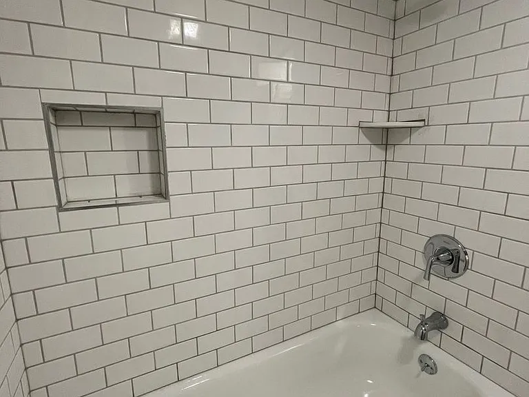 170 Grand St. — Photo 5