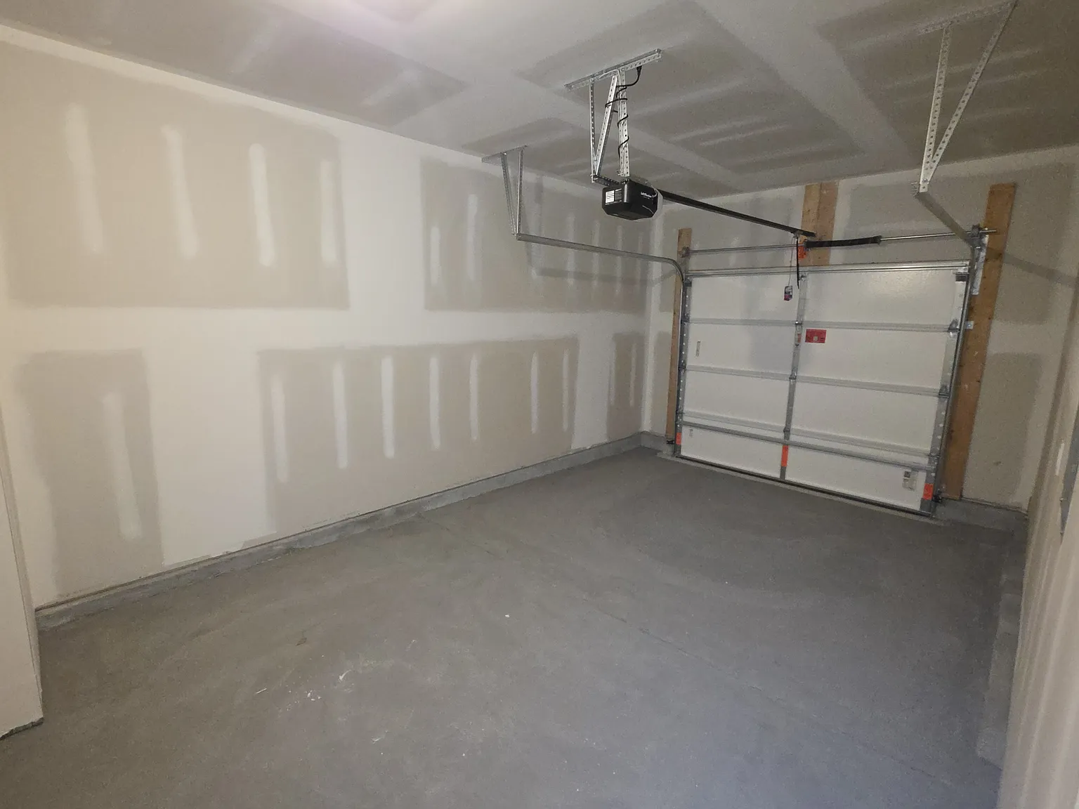 3 bed, 1594 sqft, $1,850 — Photo 3