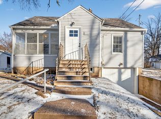 1336 Florence Ave, Clinton, IA 52732