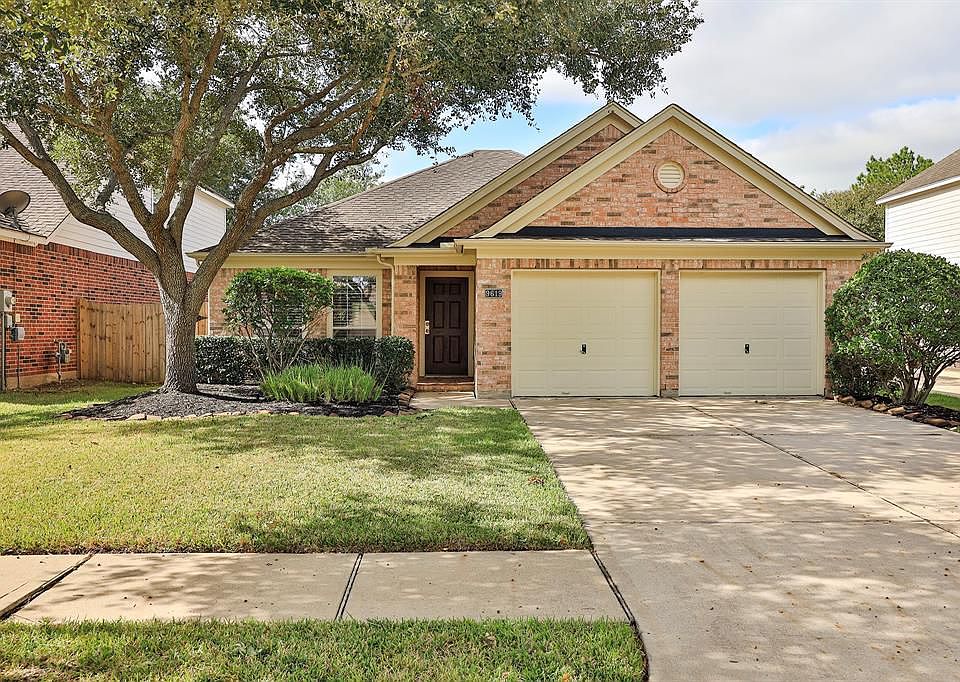 1st image of 9619 Oxford Grove Dr